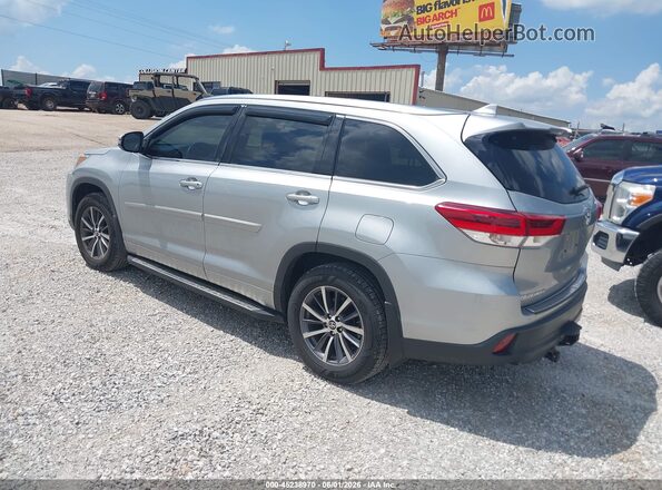 5TDJZRFH0HS442748 2017 TOYOTA HIGHLANDER Silver Rear left