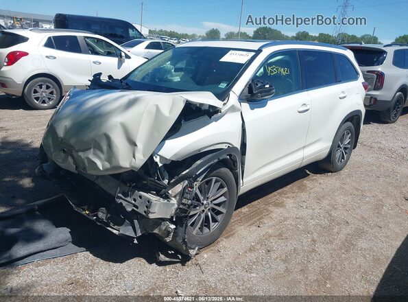 5TDJZRFH0JS807791 2018 TOYOTA HIGHLANDER White Առջևի ձախ երեք քառորդ տեսարան