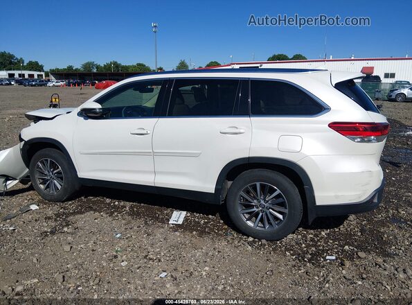5TDJZRFH0KS576697 2019 TOYOTA HIGHLANDER White 