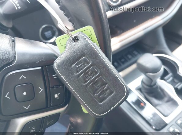 5TDJZRFH0KS993026 2019 TOYOTA HIGHLANDER Silver წინა პანელის ხედი