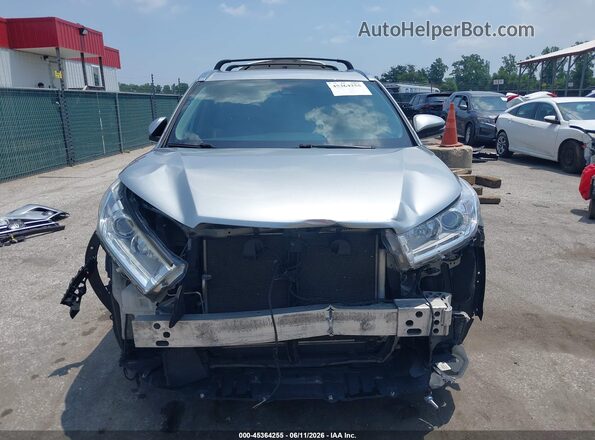 5TDJZRFH0KS993026 2019 TOYOTA HIGHLANDER Silver უკანა სალონის ხედი