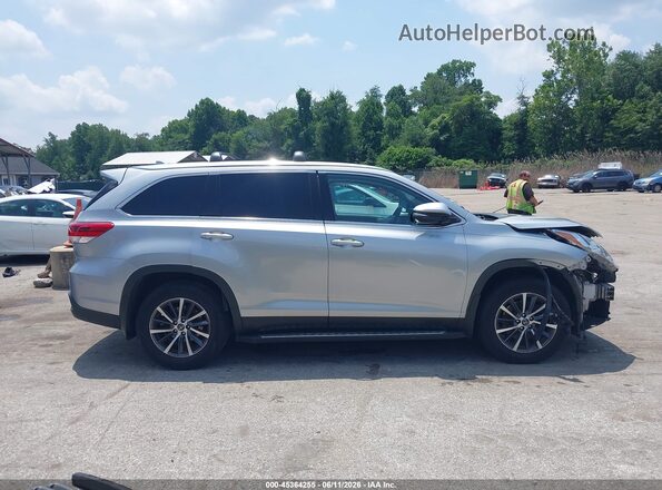 5TDJZRFH0KS993026 2019 TOYOTA HIGHLANDER Silver სალონის 360-გრადუსიანი ხედი
