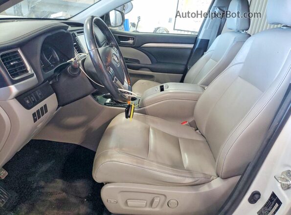 5TDJZRFH1HS519305 2017 TOYOTA HIGHLANDER White Вид салону спереду