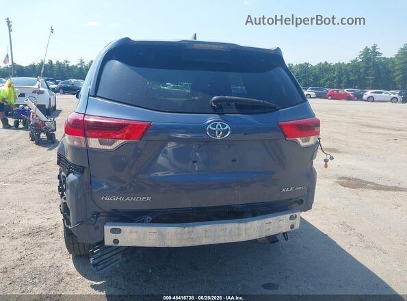 5TDJZRFH1JS817942 2018 TOYOTA HIGHLANDER Gray 