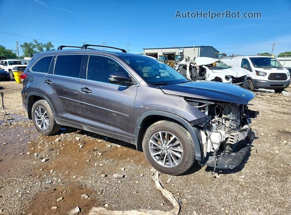5TDJZRFH1JS899171 2018 TOYOTA HIGHLANDER Gray Front right