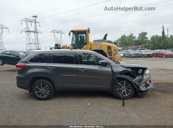 5TDJZRFH1KS569094 2019 TOYOTA HIGHLANDER Gray Սալոնի հետևի տեսք