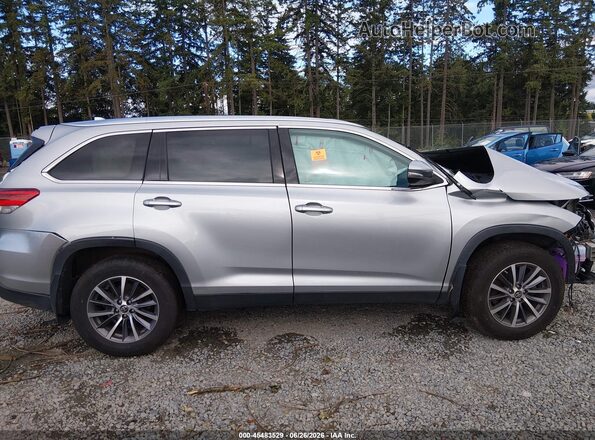 5TDJZRFH1KS982021 2019 TOYOTA HIGHLANDER Silver უკანა სალონის ხედი