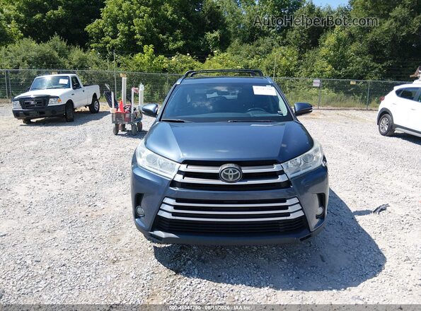 5TDJZRFH2HS406429 2017 TOYOTA HIGHLANDER Blue Вид щитка приладів