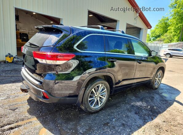 5TDJZRFH2HS417589 2017 TOYOTA HIGHLANDER Black Trasero derecho