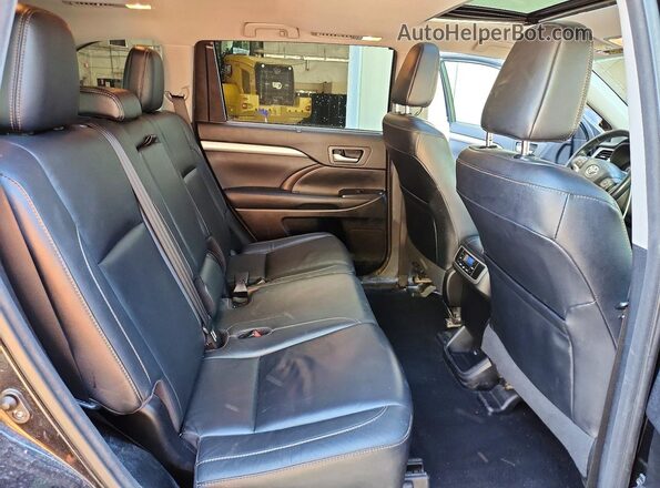 5TDJZRFH2HS417589 2017 TOYOTA HIGHLANDER Black Vista interior trasera