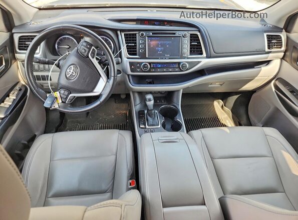 5TDJZRFH2JS536278 2018 TOYOTA HIGHLANDER Gray Вид панелі приладів