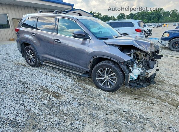 5TDJZRFH2JS536278 2018 TOYOTA HIGHLANDER Gray Передня права чверть