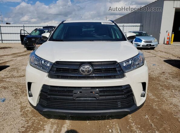 5TDJZRFH2JS813592 2018 TOYOTA HIGHLANDER White Front view