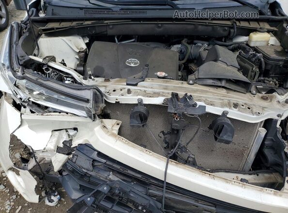 5TDJZRFH2JS817139 2018 TOYOTA HIGHLANDER White Engine compartment view