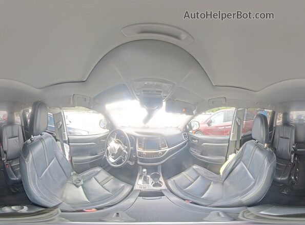 5TDJZRFH2JS817139 2018 TOYOTA HIGHLANDER White 360 interior view