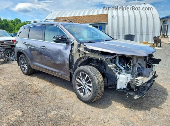 5TDJZRFH2JS848164 2018 TOYOTA HIGHLANDER Silver Front right
