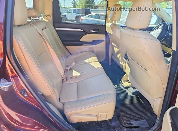 5TDJZRFH2JS851520 2018 TOYOTA HIGHLANDER Burgundy Widok wnętrza z tyłu
