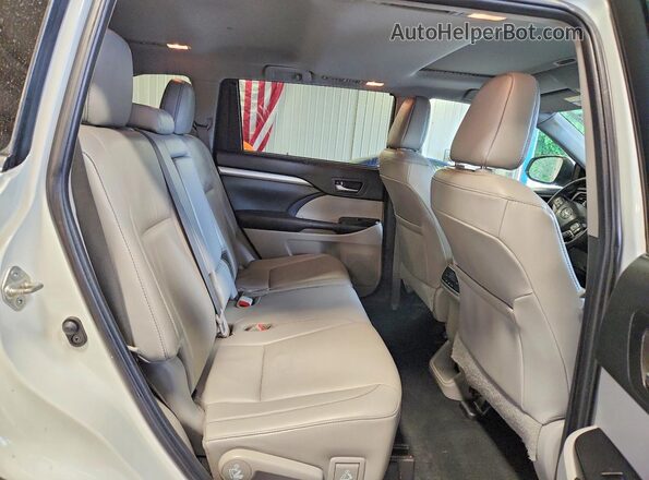 5TDJZRFH2KS572263 2019 TOYOTA HIGHLANDER Белый Вид задней части салона