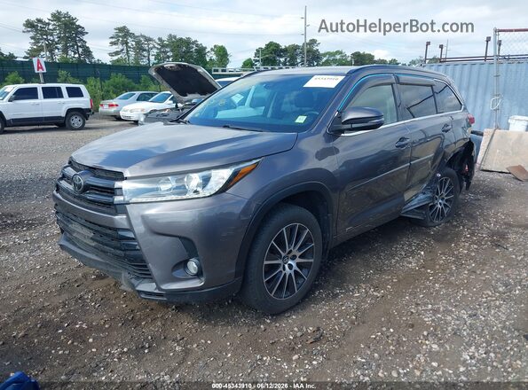 5TDJZRFH3HS455512 2017 TOYOTA HIGHLANDER Серый Передняя левая четверть