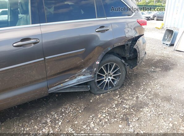 5TDJZRFH3HS455512 2017 TOYOTA HIGHLANDER Серый Вид спереди