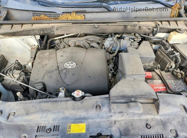 5TDJZRFH3HS478983 2017 TOYOTA HIGHLANDER White Շարժիչի բաժամունքի տեսք