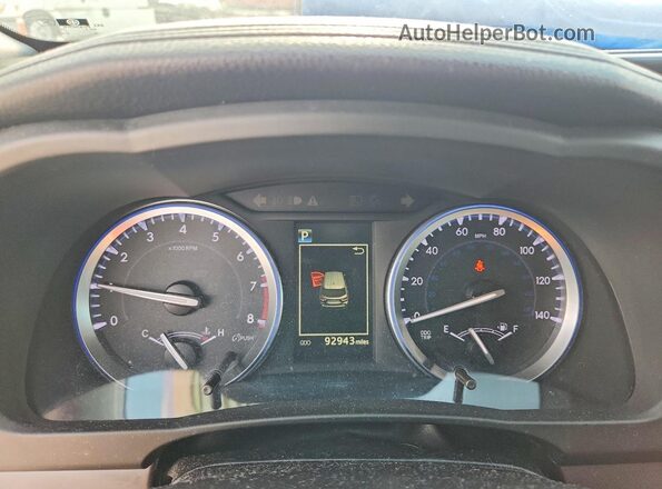 5TDJZRFH3HS478983 2017 TOYOTA HIGHLANDER White Սարքավորումների վահանակի տեսք