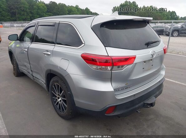 5TDJZRFH3JS540792 2018 TOYOTA HIGHLANDER Серебряный Задняя левая четверть