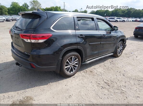 5TDJZRFH3JS835097 2018 TOYOTA HIGHLANDER Black Задня права чверть