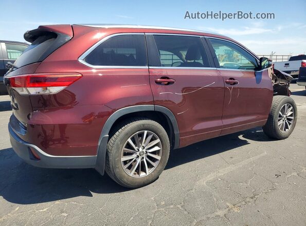 5TDJZRFH3JS879116 2018 TOYOTA HIGHLANDER Burgundy Rear right
