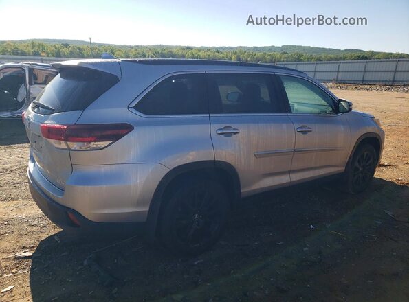 5TDJZRFH3KS567220 2019 TOYOTA HIGHLANDER Silver 