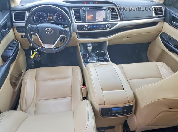 5TDJZRFH3KS582736 2019 TOYOTA HIGHLANDER White 