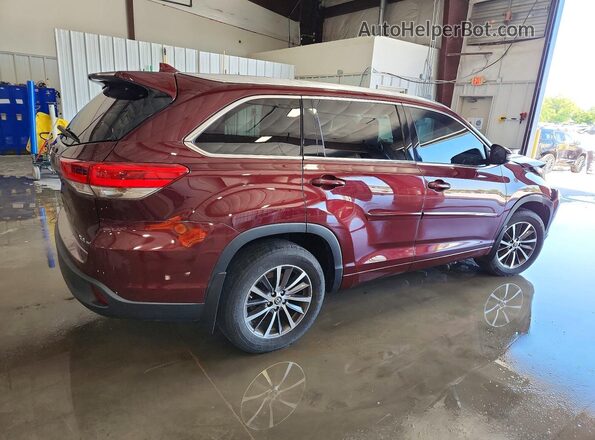 5TDJZRFH4HS372185 2017 TOYOTA HIGHLANDER Темно-бордовый Задняя правая четверть