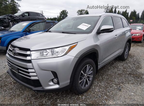 5TDJZRFH4HS413205 2017 TOYOTA HIGHLANDER Silver Առջևի ձախ երեք քառորդ տեսարան