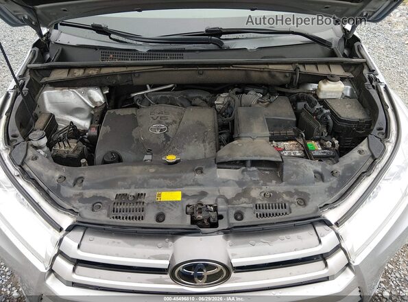 5TDJZRFH4HS413205 2017 TOYOTA HIGHLANDER Silver Հետևի տեսք