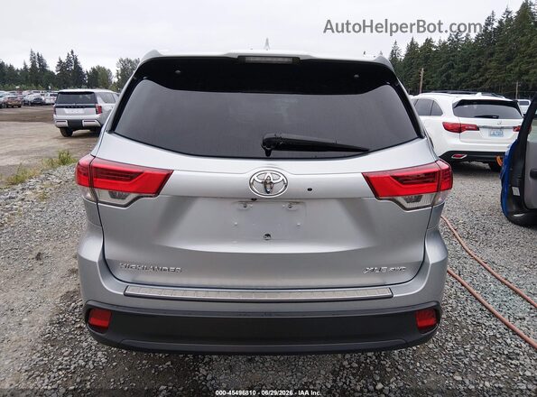 5TDJZRFH4HS413205 2017 TOYOTA HIGHLANDER Silver 