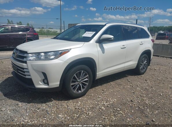 5TDJZRFH4HS521856 2017 TOYOTA HIGHLANDER White Vista tres cuartos delantera izquierda