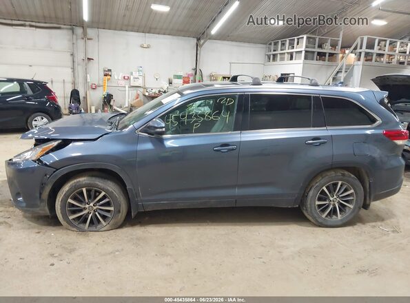 5TDJZRFH4JS801895 2018 TOYOTA HIGHLANDER Blue Vista interior de 360 grados