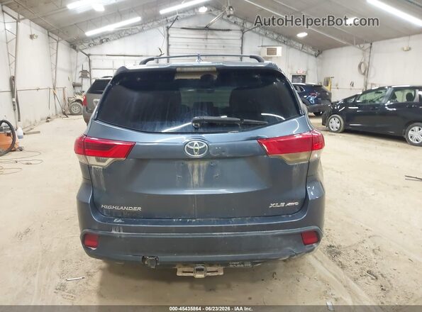 5TDJZRFH4JS801895 2018 TOYOTA HIGHLANDER Blue 