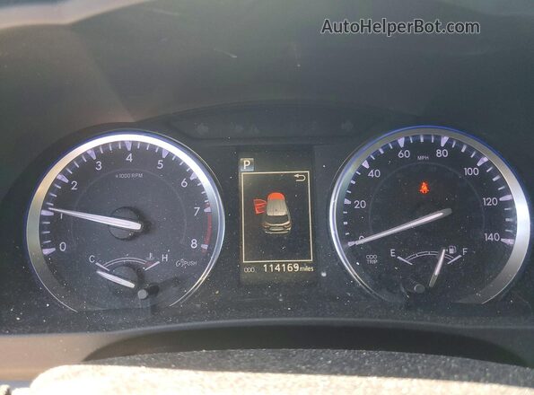 5TDJZRFH4JS828188 2018 TOYOTA HIGHLANDER Серебряный Вид щитка приборов