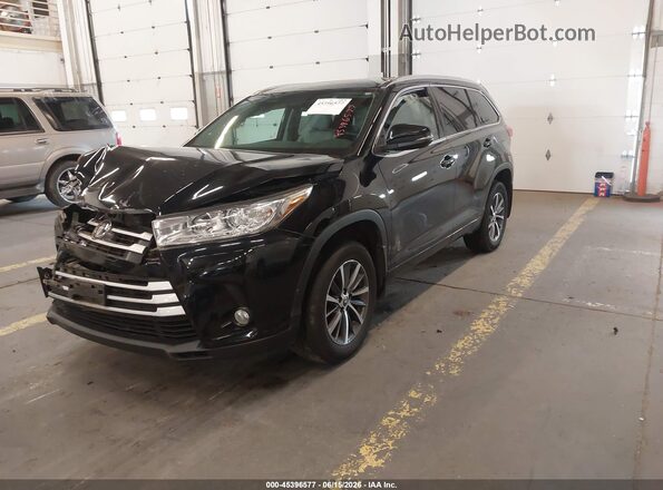 5TDJZRFH4JS843967 2018 TOYOTA HIGHLANDER Black Передня ліва чверть