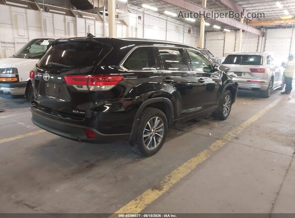 5TDJZRFH4JS843967 2018 TOYOTA HIGHLANDER Black Задня права чверть