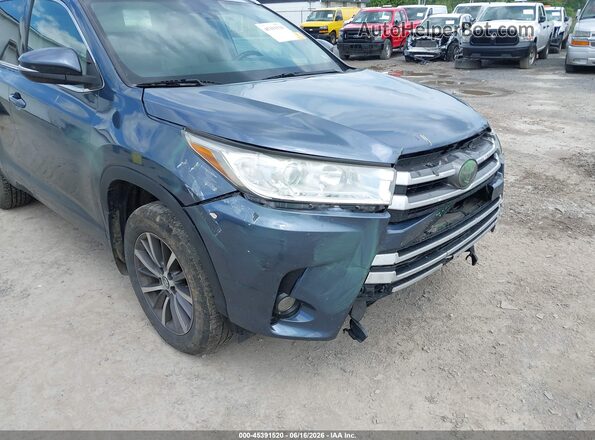 5TDJZRFH4JS865869 2018 TOYOTA HIGHLANDER Blue 