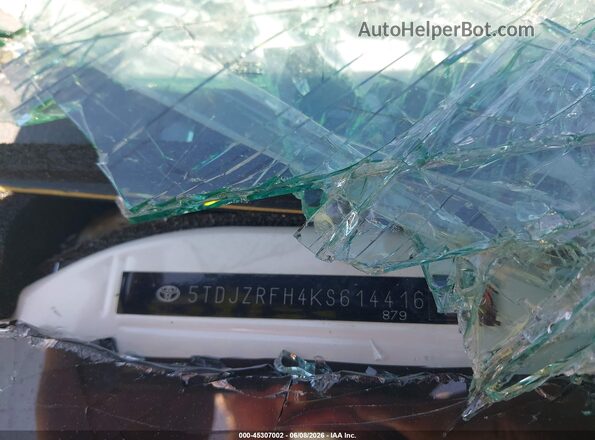 5TDJZRFH4KS614416 2019 TOYOTA HIGHLANDER White Շարժիչի բաժամունքի տեսք