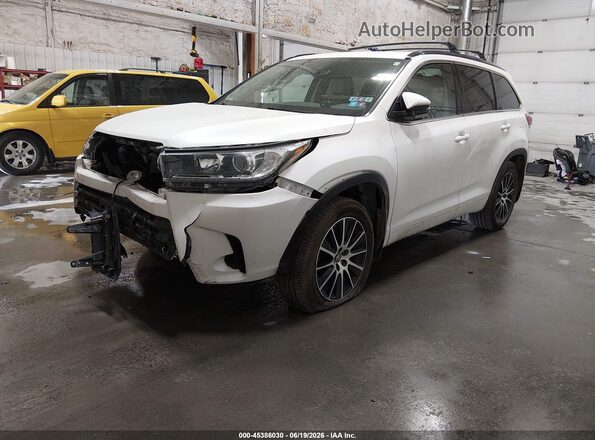 5TDJZRFH5HS361101 2017 TOYOTA HIGHLANDER White Передня ліва чверть