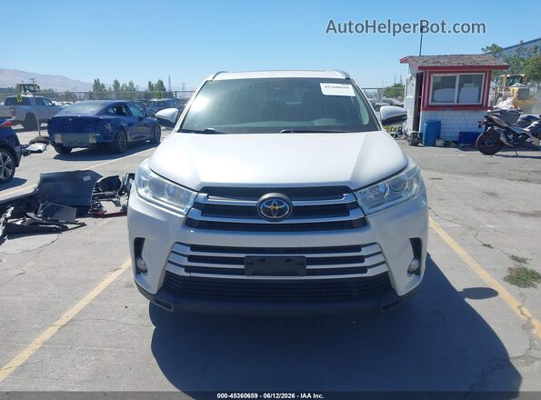 5TDJZRFH5HS394891 2017 TOYOTA HIGHLANDER White Սալոնի հետևի տեսք
