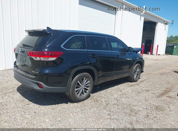 5TDJZRFH5HS397807 2017 TOYOTA HIGHLANDER Black Tył prawy