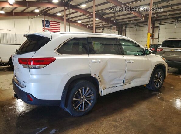 5TDJZRFH5HS509084 2017 TOYOTA HIGHLANDER White Задня права чверть