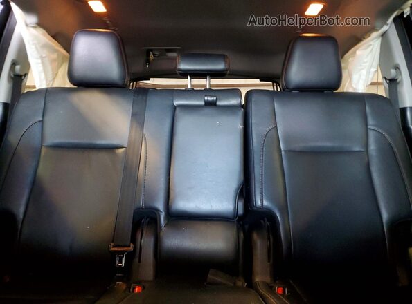 5TDJZRFH5JS865038 2018 TOYOTA HIGHLANDER Черный Вид задних сидений