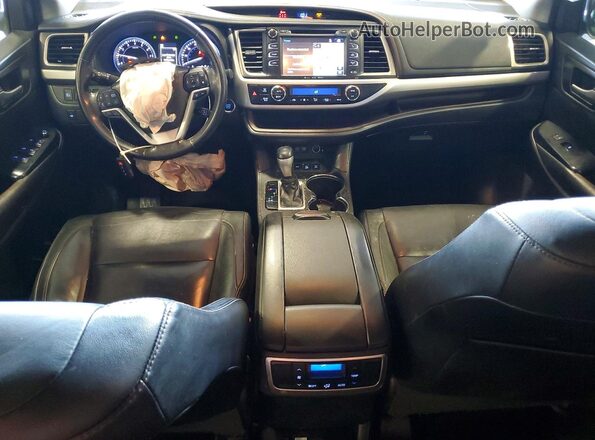 5TDJZRFH5JS865038 2018 TOYOTA HIGHLANDER Черный Вид панели приборов