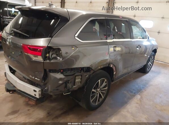 5TDJZRFH5KS733852 2019 TOYOTA HIGHLANDER Gray Trasero derecho